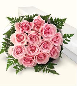 Valentines Day Flowers - 12 Pink Roses Gift Wrapped or Boxed - FF03* Photo of 12 Pink Roses Gift Wrapped or Boxed - FF03*