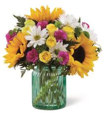 FTD Mother's Day Flowers - The FTD Sunlit Meadows Bouquet - 15-M8 Photo of The FTD Sunlit Meadows Bouquet - 15-M8