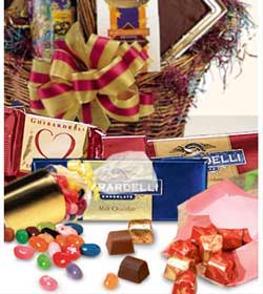 Valentines Day Flowers - Candy and Chocolate Basket - EO-6050 Photo of Candy and Chocolate Basket - EO-6050