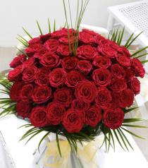 International Destinations - Unforgettable 50 Rose Hand-tied - 500363 Photo of Unforgettable 50 Rose Hand-tied - 500363