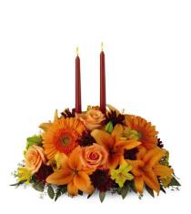 Thanksgiving Table Centerpieces - Bright Autumn Centerpiece by FTD - B7-4112 Photo of Bright Autumn Centerpiece by FTD - B7-4112