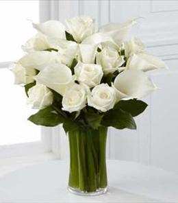 Funeral Floral Arrangements - The FTD Sweet Solace Bouquet - S7-4449 Photo of The FTD Sweet Solace Bouquet - S7-4449