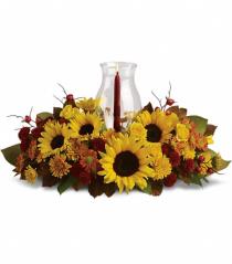 Thanksgiving Decorations - Sunflower Centerpiece by Telelflora - T170-1 Photo of Sunflower Centerpiece by Telelflora - T170-1