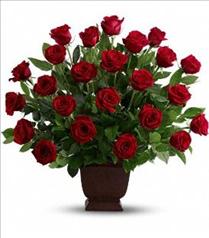 Roses Fresh Roses - Rose Tribute by Teleflora - T224-1 Photo of Rose Tribute by Teleflora - T224-1
