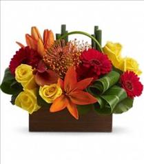 Thanksgiving Table Centerpieces - Getaway Flowers b y Teleflora - T85-3 Photo of Getaway Flowers b y Teleflora - T85-3